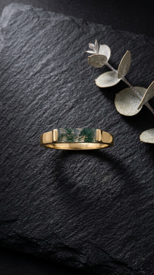 Gemsterling - Natural Baguette Moss Agate Ring