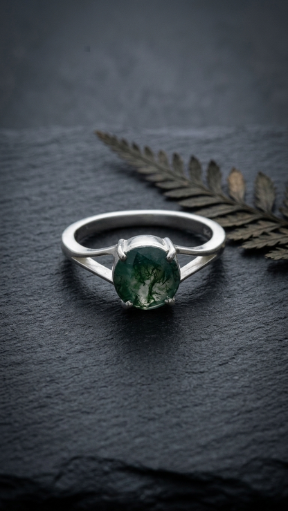 Gemsterling - Natural Round Moss Agate Ring 