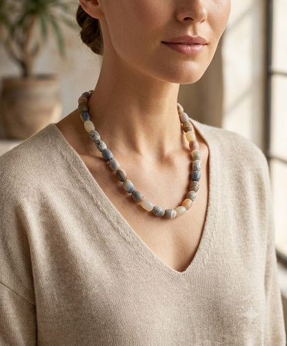 Natural Weathered Agate Bead Necklace – Matte Dragon Vein Agate Barrel Bead Choker with Magnetic Clasp